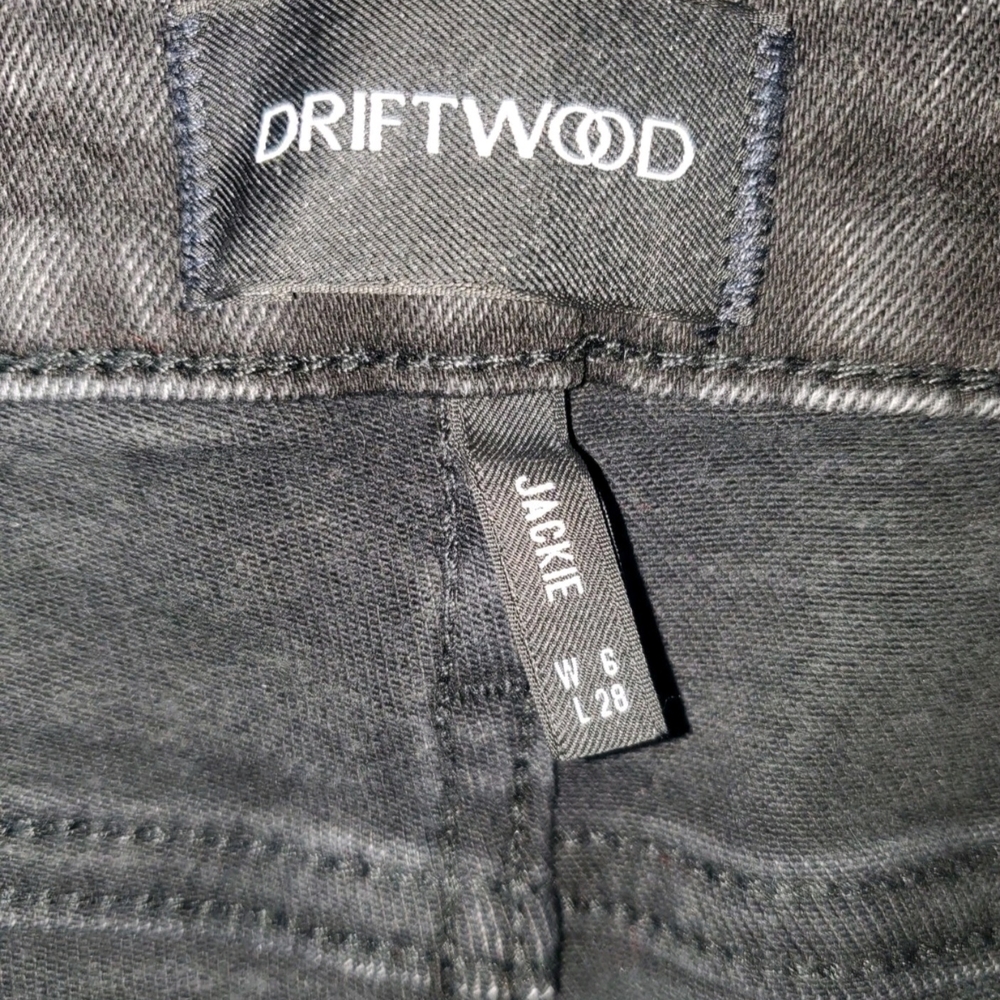 Driftwood Jackie Embroidered Jeans Womens Size 6 L28 Black Floral Rose Stretch - Picture 7 of 9
